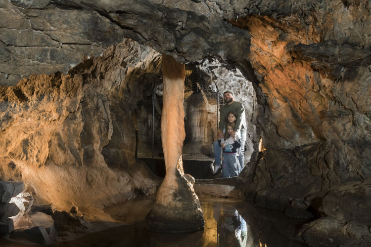 Dan yr Ogof